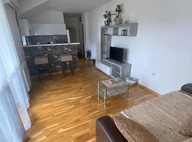 Apartman Una Lejlighed